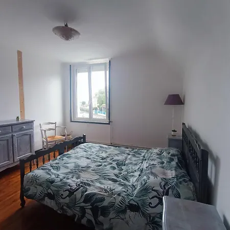 Maison 2 Chambres Tout Confort, A Proximite Du Port De La Plage, Salle De Jeux Pour Les Petits Et Les Grands Et Des Commerces Parking Privatif A Ouistreham 度假居 乌伊斯特勒昂